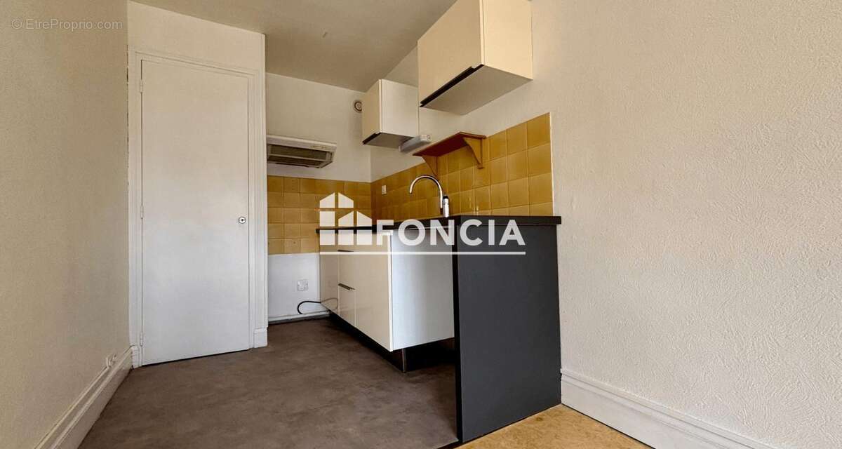 Appartement T2 avec terrasse, cave et parking – Kerfeunteun - photo 3