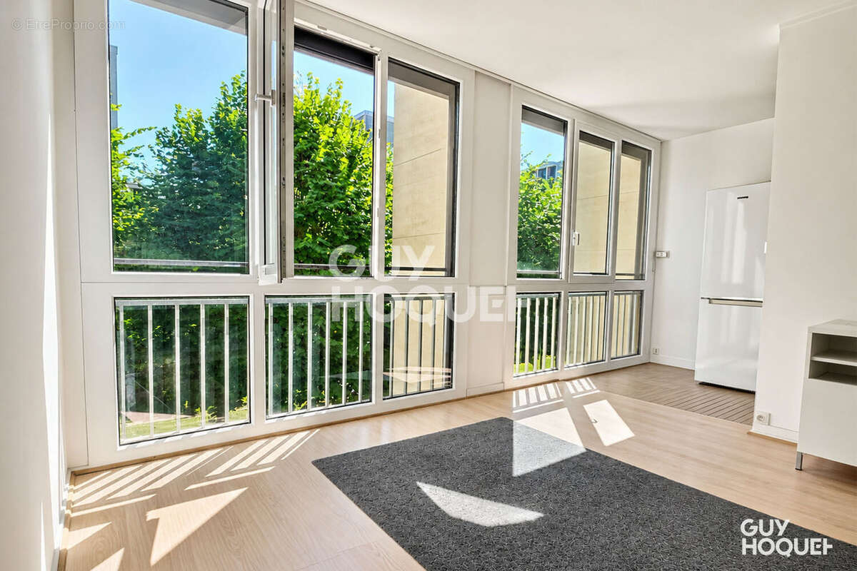 Studio rénové  de 25 m²  - sans vis-à-vis - photo 3