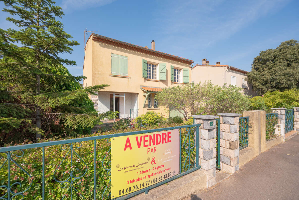 MaisonT5  avec 2 garages sur terrains clos - photo 83