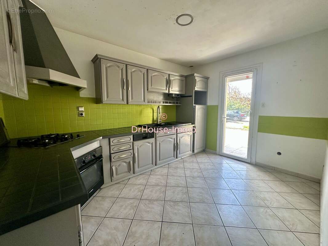 Maison à MONTVENDRE