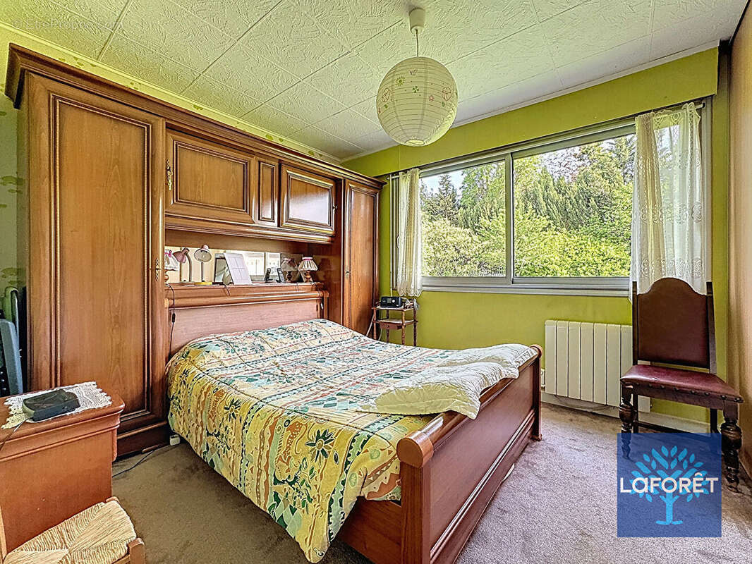 Appartement à CHILLY-MAZARIN