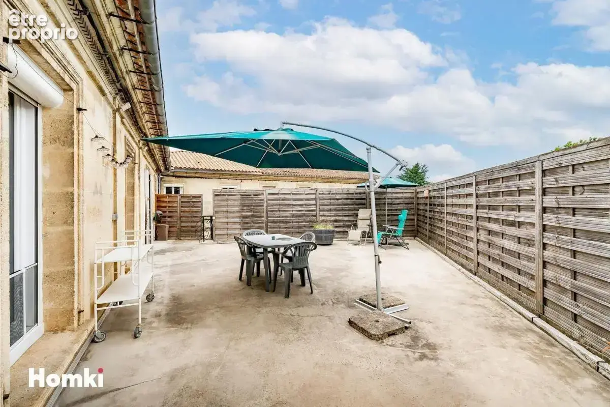 Proche Saint André de Cubzac  T5 de 155 m² - photo 4
