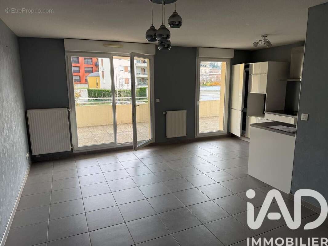 Photo 2 - Appartement à AUDUN-LE-TICHE