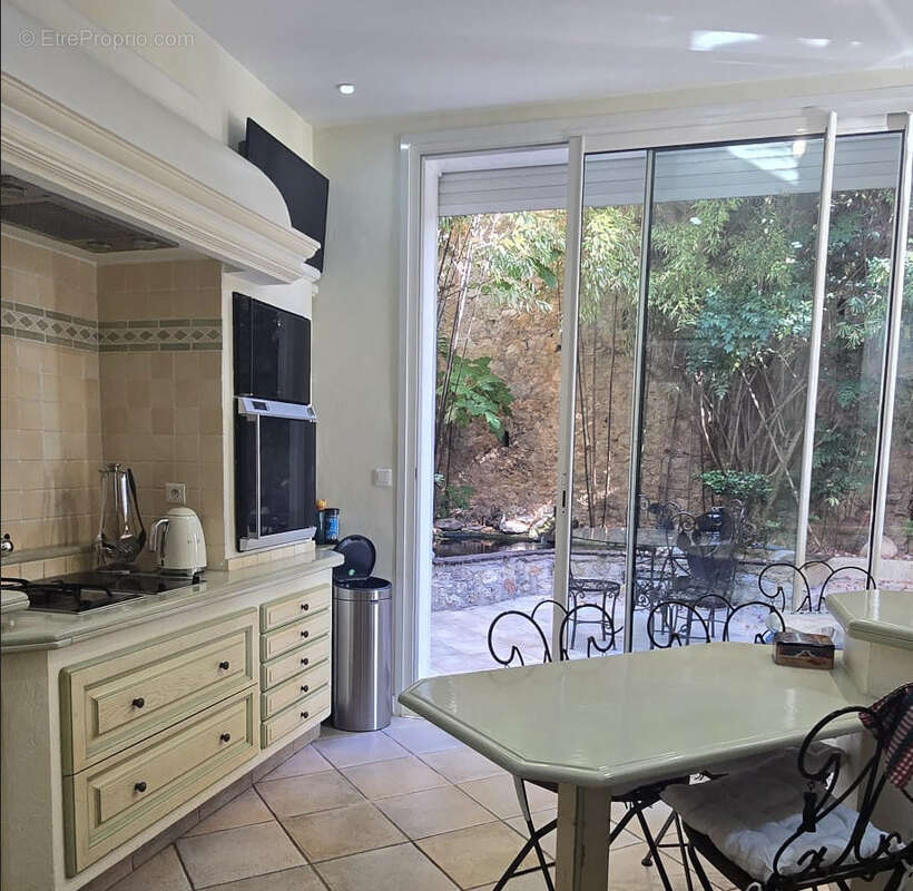 Maison à ROQUEBRUNE-CAP-MARTIN