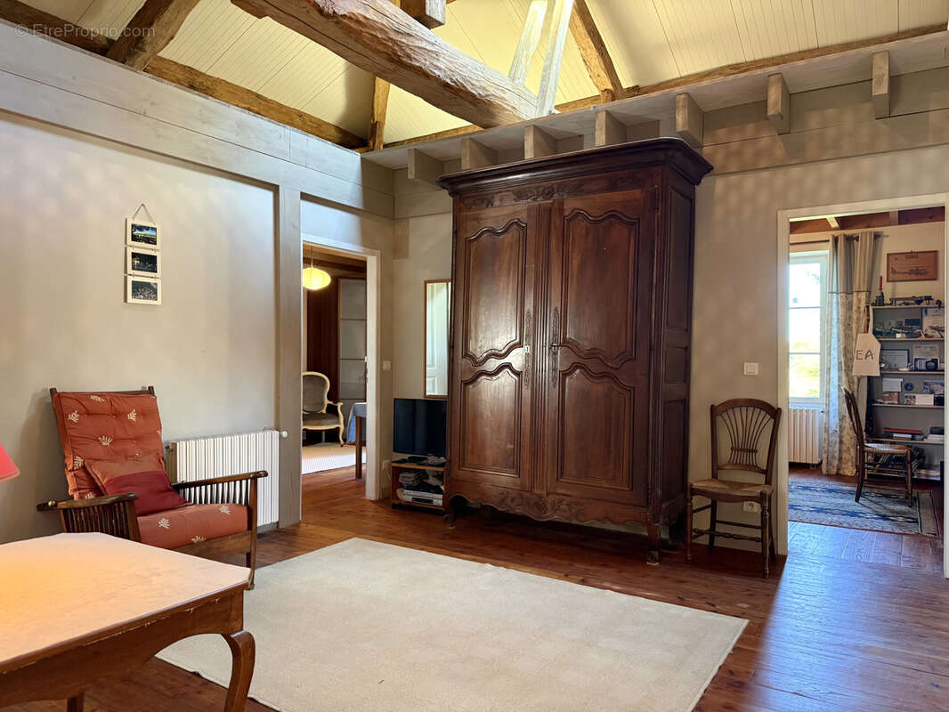 Maison à TOMBEBOEUF