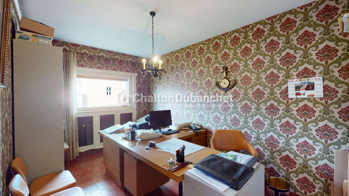 COURS - Maison de 159 m² - photo 4