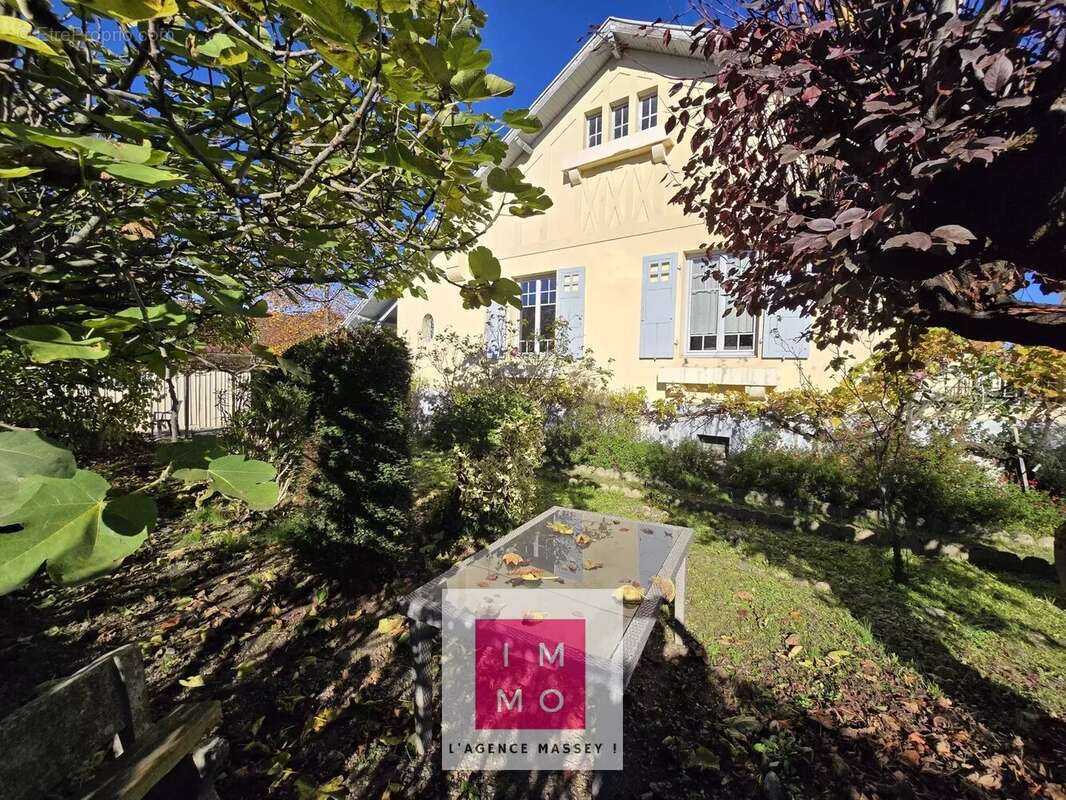 Appartement à TARBES