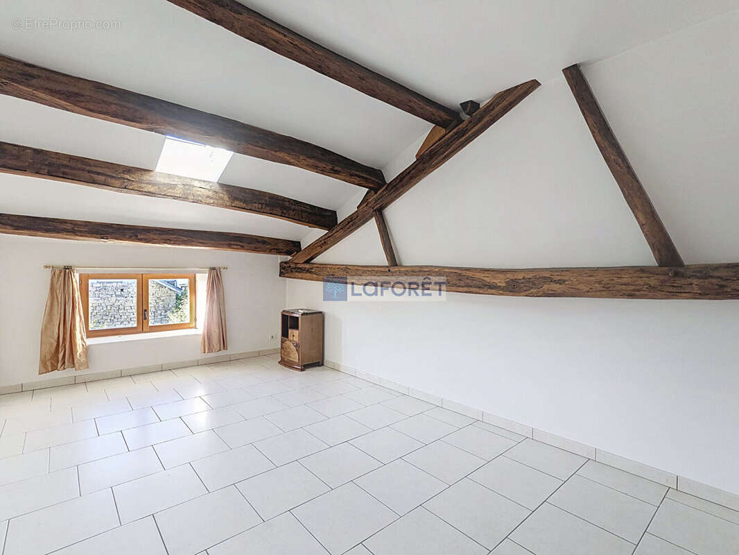 Maison à FRESNES-SUR-APANCE