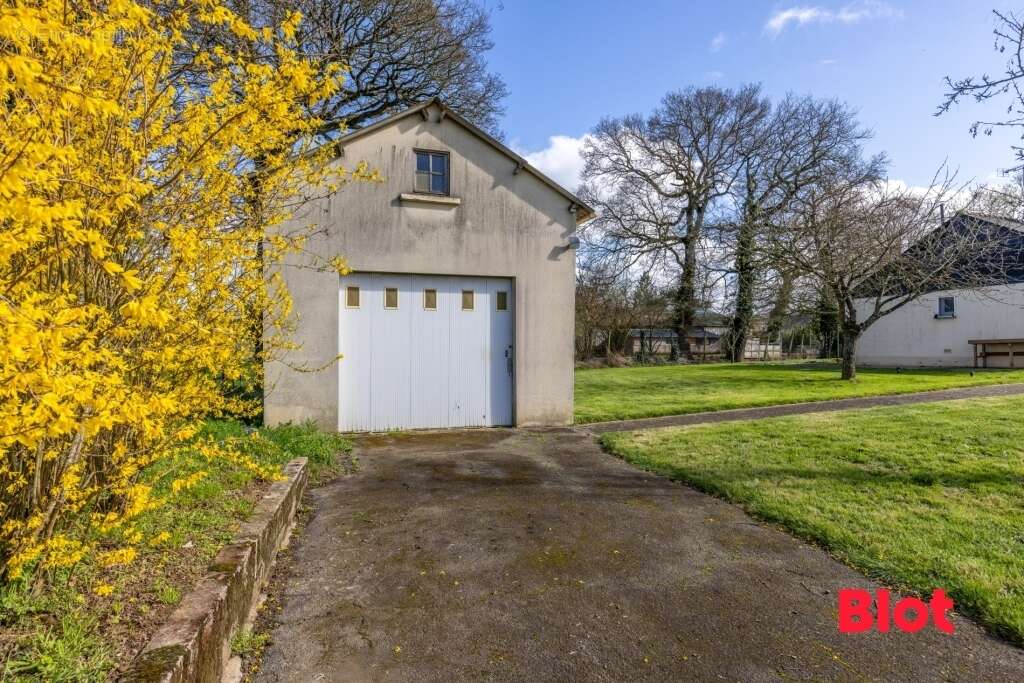 Maison à MOUAZE