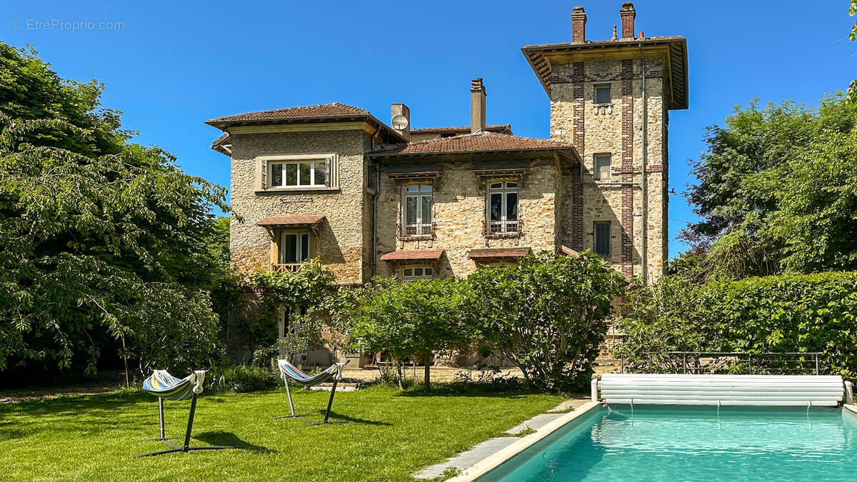 Maison à LAGNY-SUR-MARNE