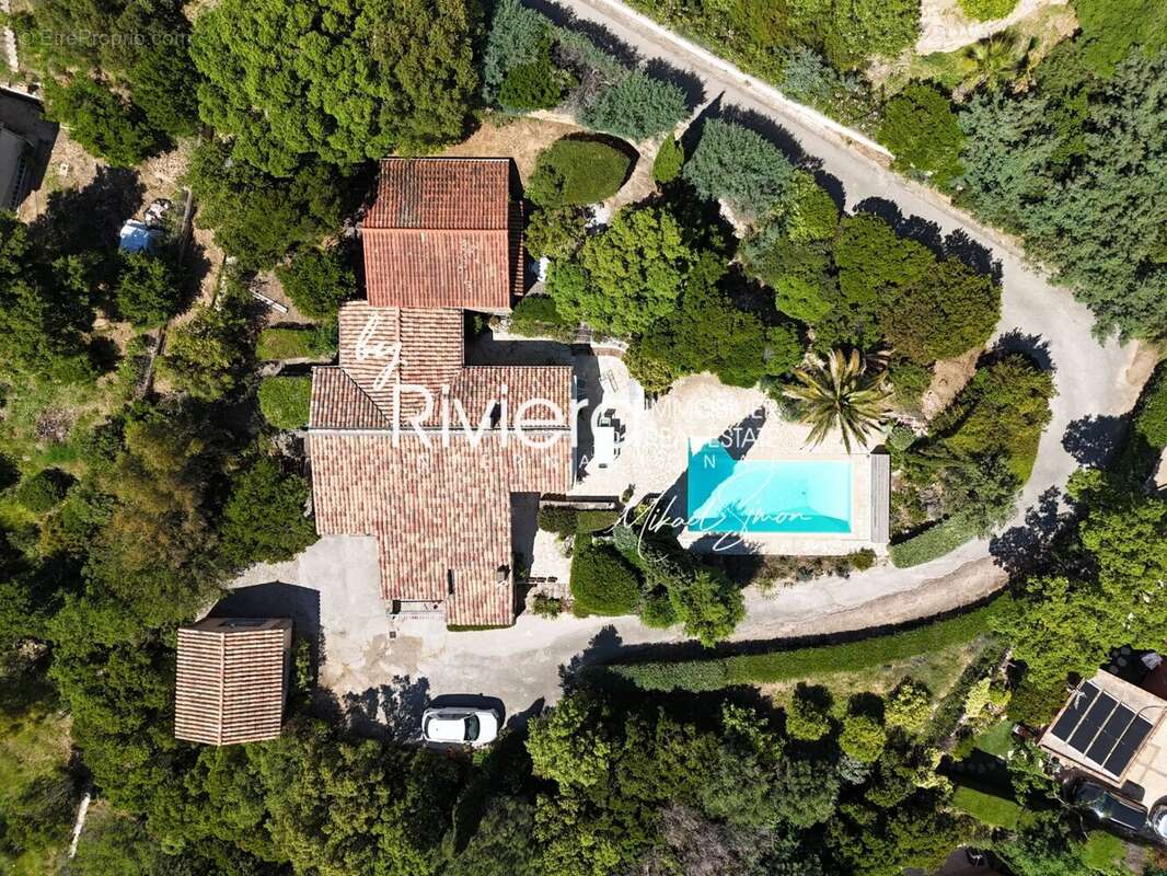 Maison à CAVALAIRE-SUR-MER