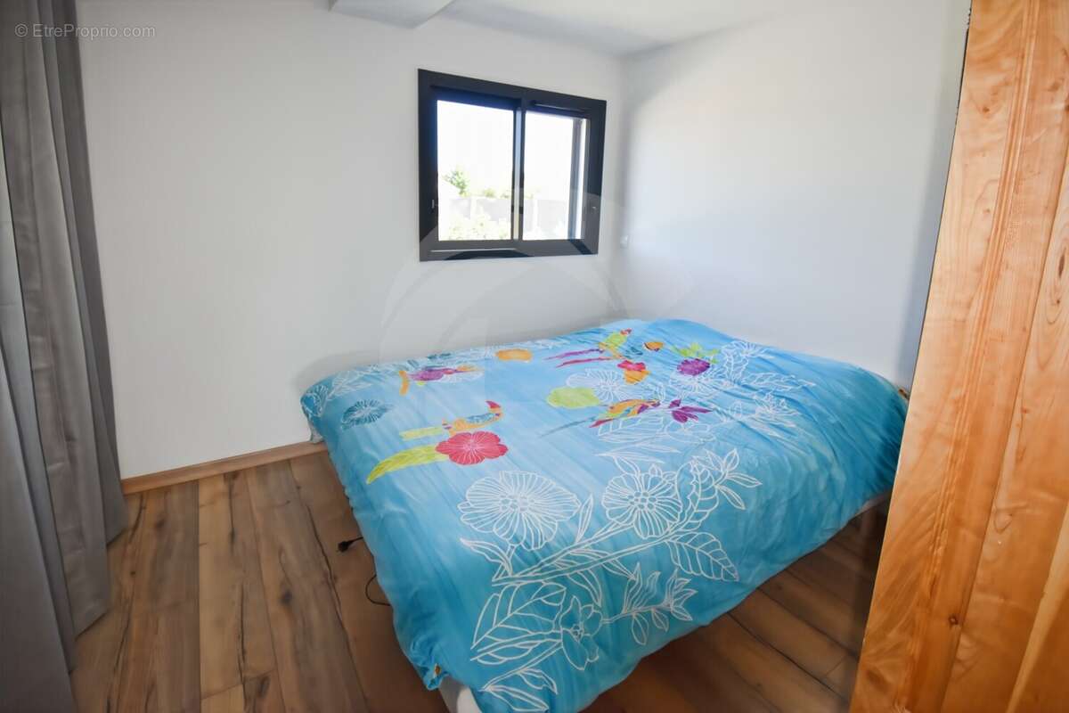 Maison à NEGREPELISSE