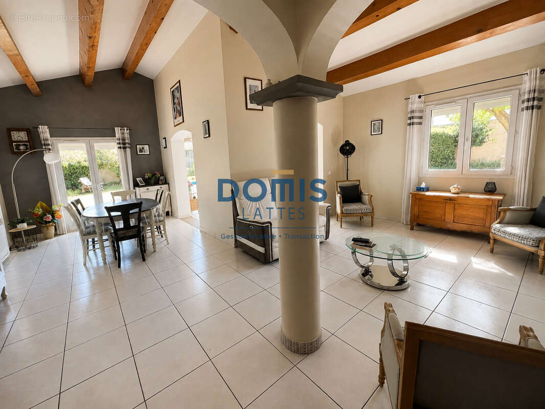 Grande maison familiale avec T2 indépendant et piscine - photo 4