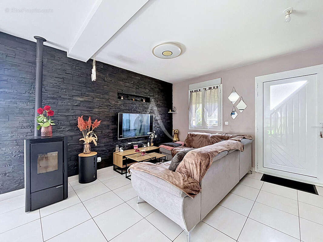 Maison 5 pièces - idéale pour jeunes parents - photo 3