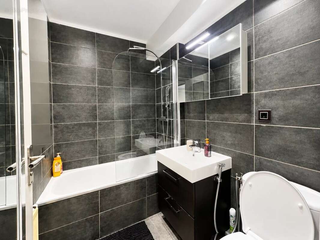 Studio 25 m² avec terrasse et piscine – le cannet – fort potentiel locatif saisonnier – exclusivité - photo 7