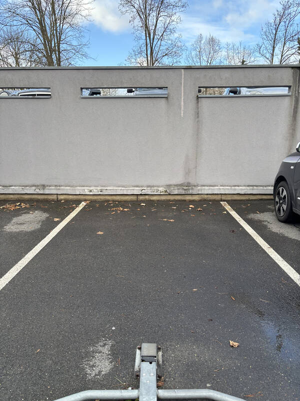 Parking à SARTROUVILLE