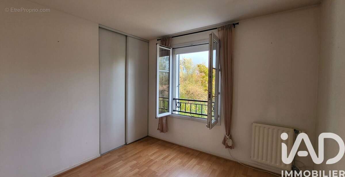 Photo 4 - Maison à VILLENEUVE-LA-GARENNE