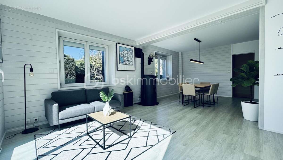 Maison à SAINT-BRIAC-SUR-MER