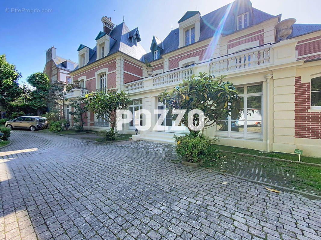 Appartement à TROUVILLE-SUR-MER