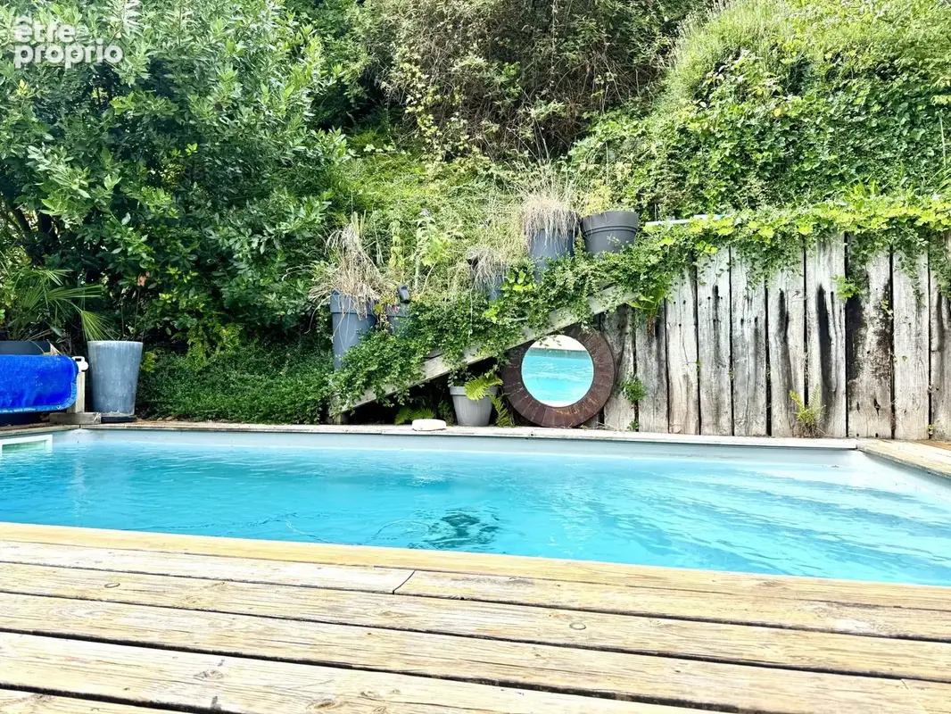 Maison à MONT-SAINT-AIGNAN