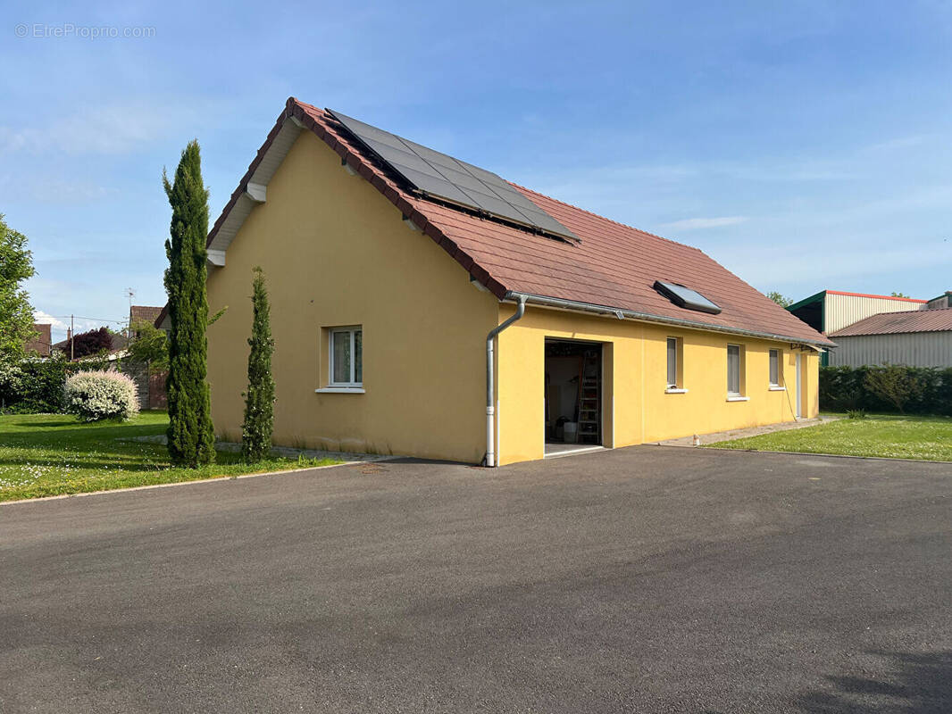 Maison à LOUHANS