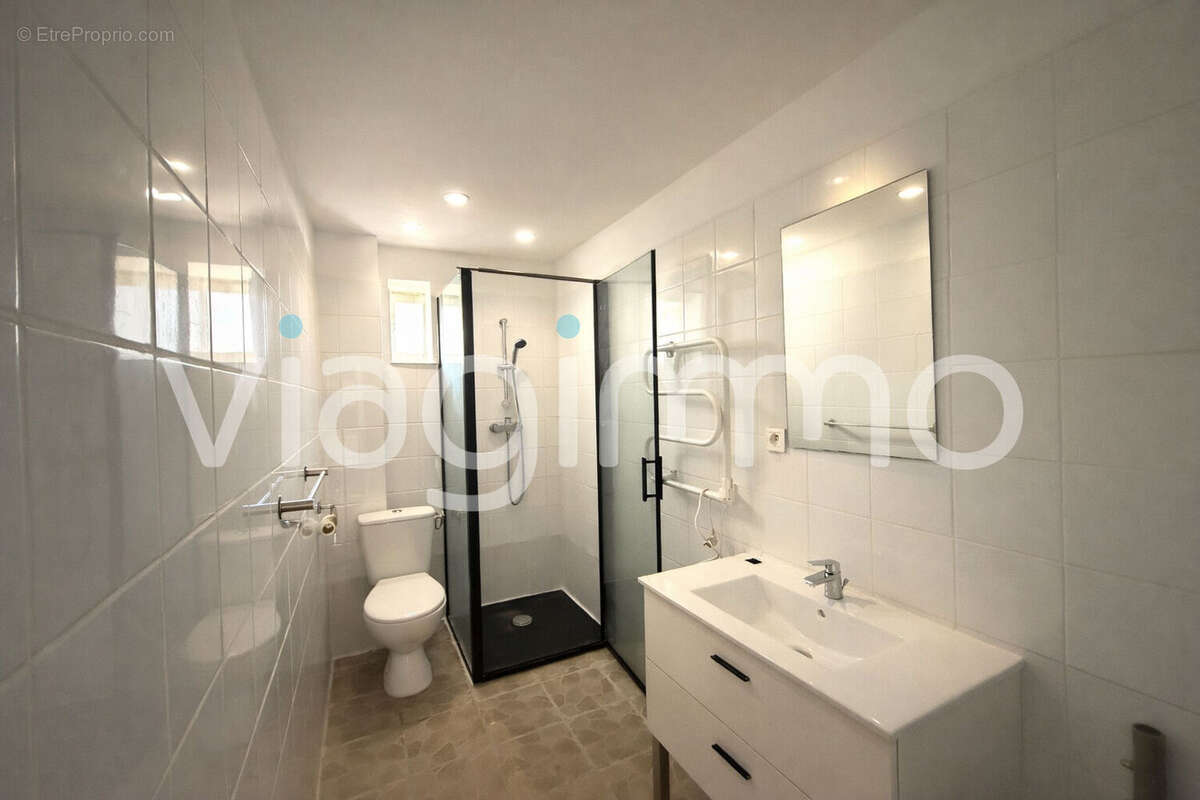 Maison à SAINT-JUST-DE-CLAIX