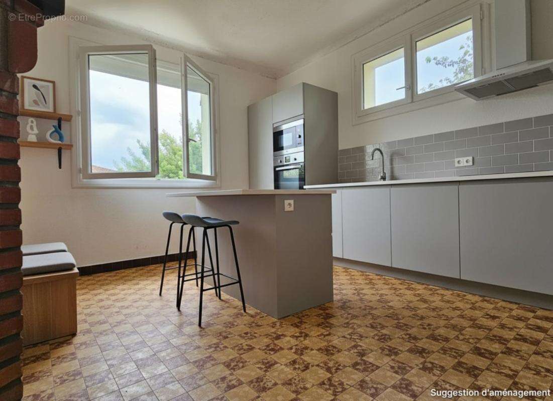 Maison à AIGUILLON