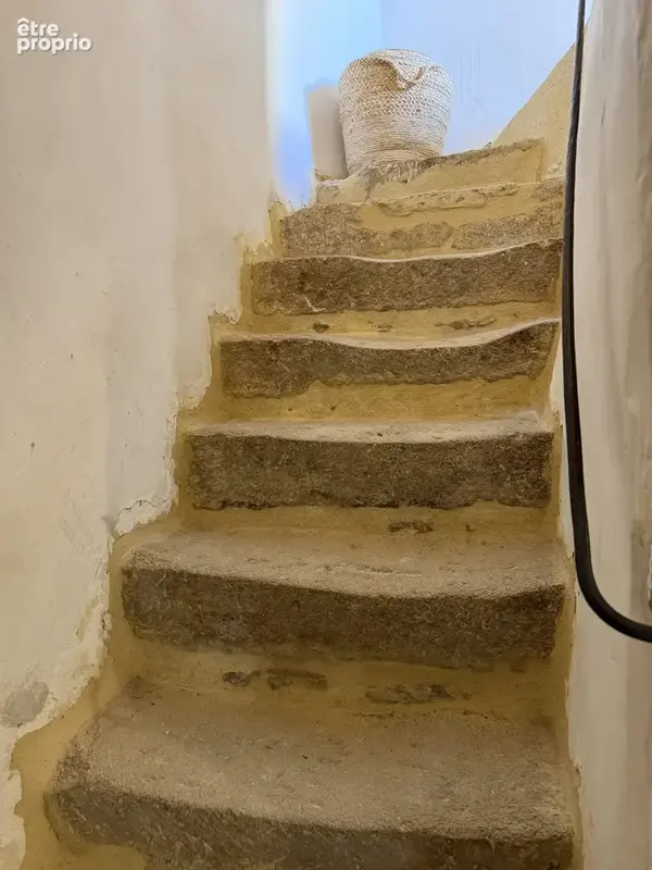 SAINT QUENTIN LA POTERIE. Joli Duplex avec local commercial en rdc - photo 22