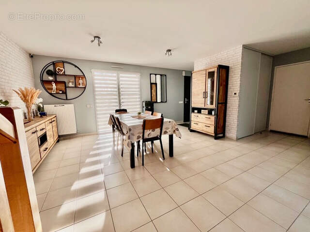 Maison à DOUE-LA-FONTAINE