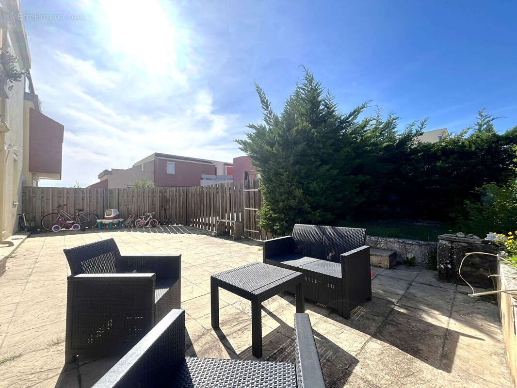Appartement Talant 4 pièces - 80.46 m2 + TERRASSE DE 50 m2 et TERRAIN DE 20 m2 - photo 2