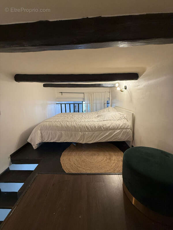 Appartement à MARSEILLE-2E