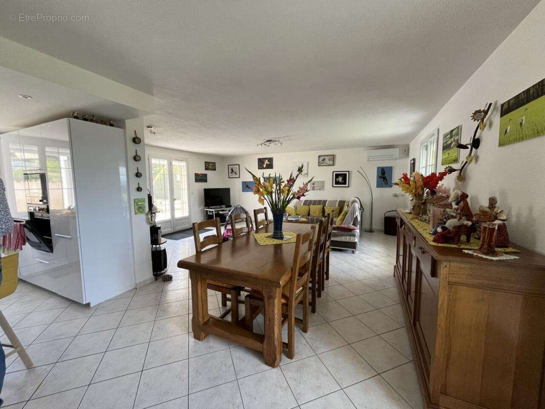 Maison à MORAS-EN-VALLOIRE