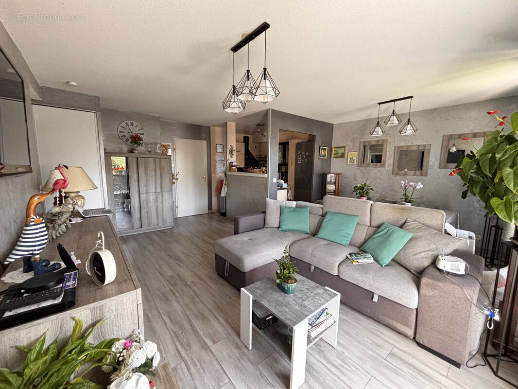 Appartement à CRECY-LA-CHAPELLE