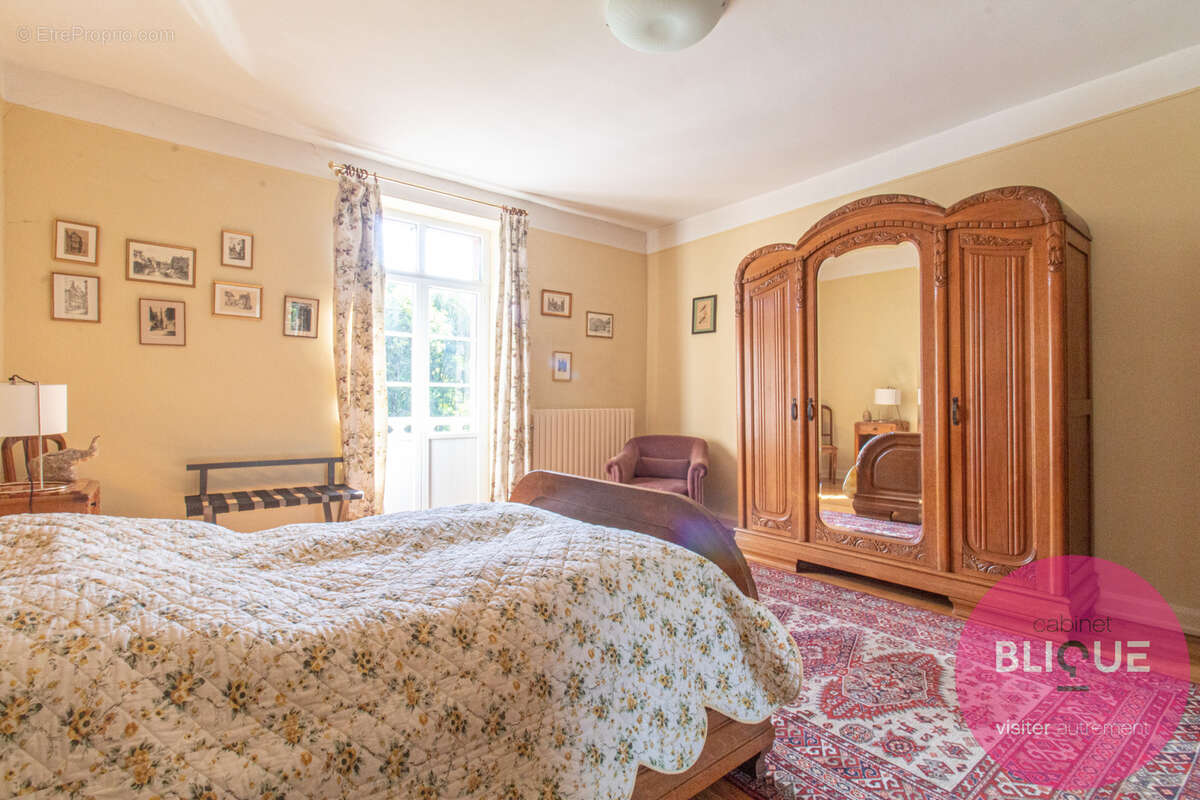 Maison à DOMEVRE-SUR-VEZOUZE