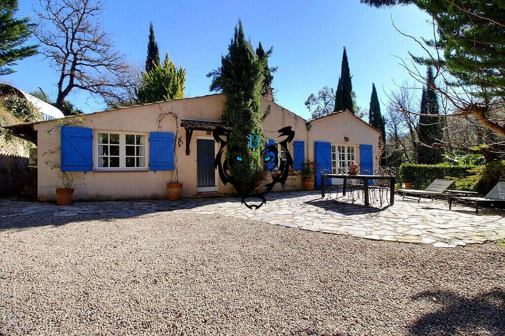 Maison à MONTFERRAT