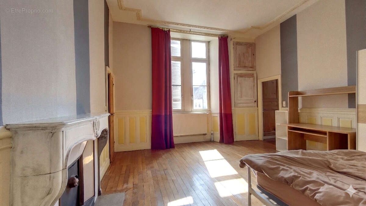 Appartement à GRAY