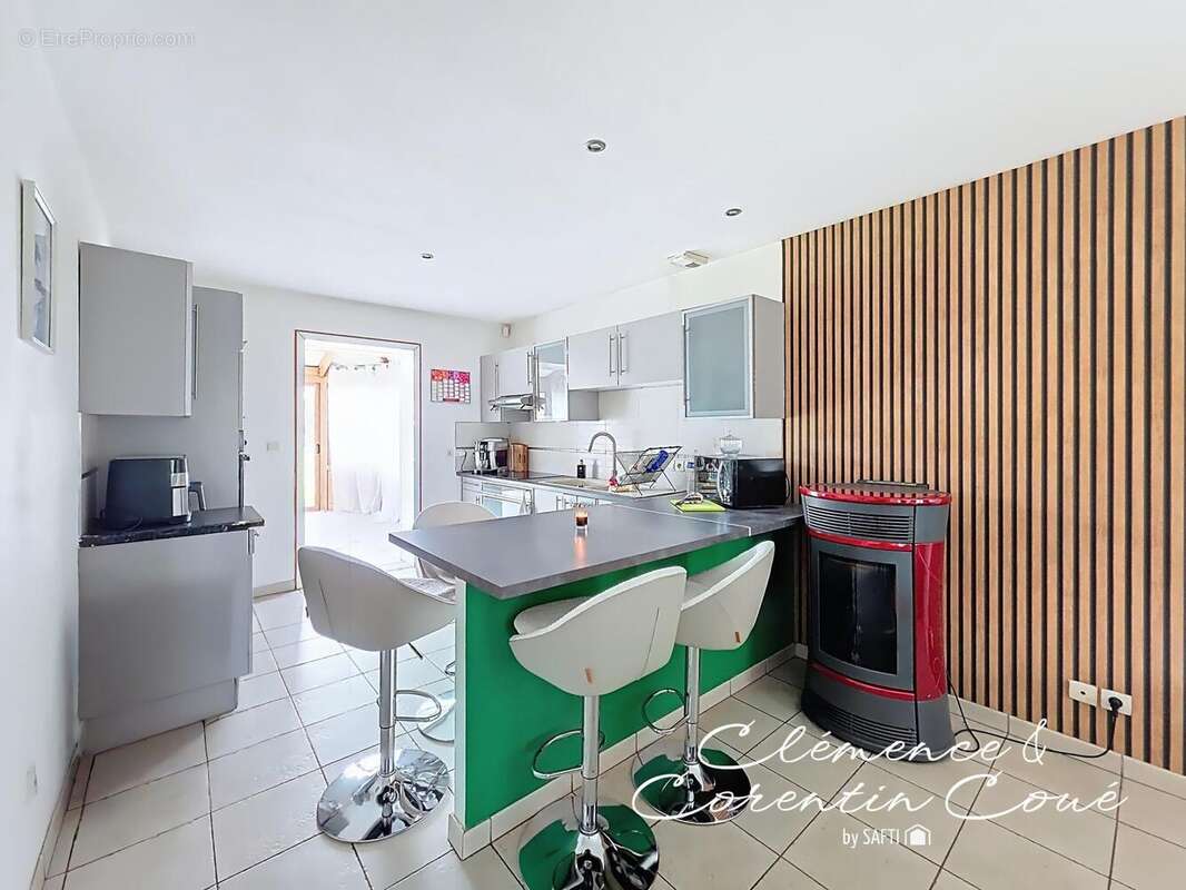 Photo 2 - Maison à SAINT-HERBLON