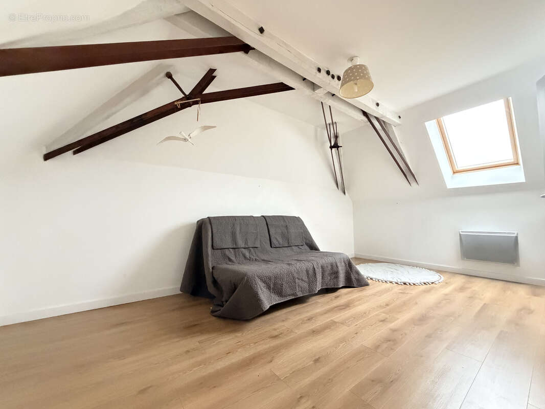 Maison à JAUNAY-CLAN