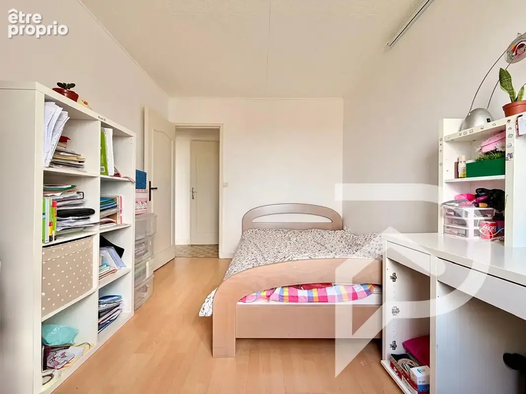 Appartement Vitry Sur Seine 4 pièce(s) 74.02 m2 - photo 12