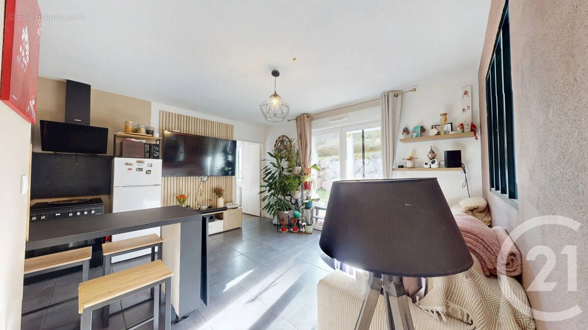 Appartement à USTARITZ