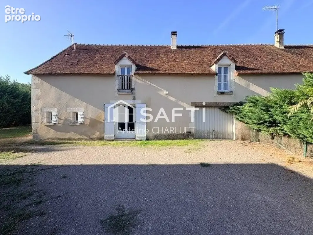 Photo 1 - Maison à AZAY-LE-FERRON