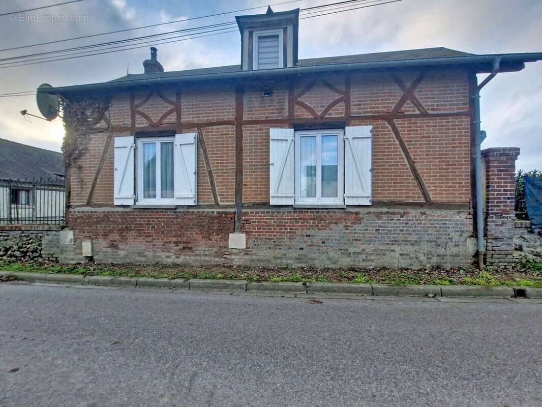 59802135a.jpg - Maison à ETREPAGNY