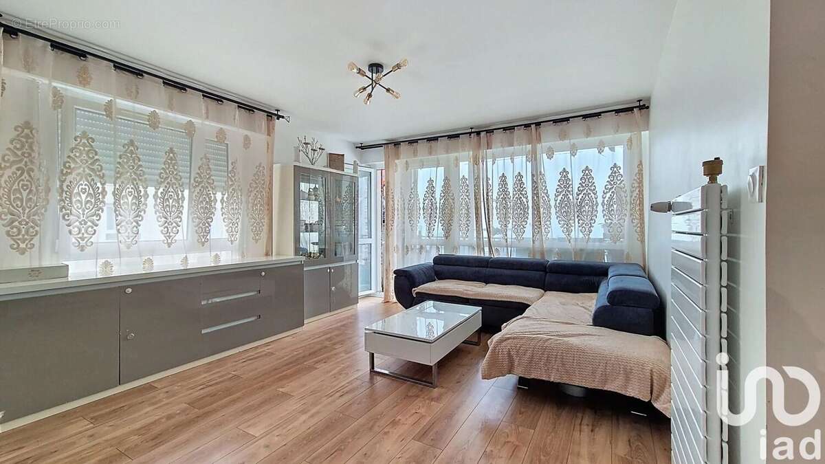 Photo 3 - Appartement à EVRY