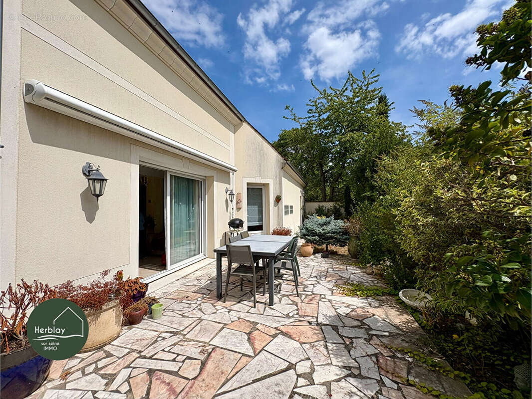 Maison proche centre ville - Herblay Sur Seine 6 pièces 125 m² - photo 12