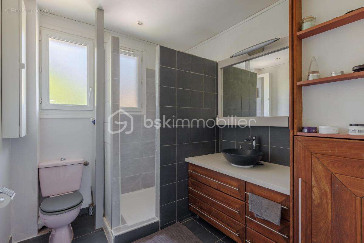 Appartement à LYON-9E