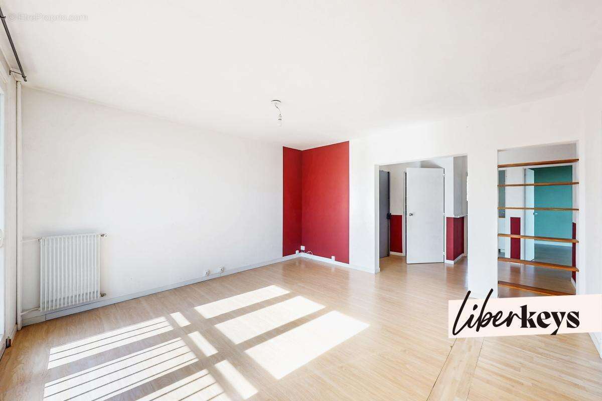 Appartement à IVRY-SUR-SEINE