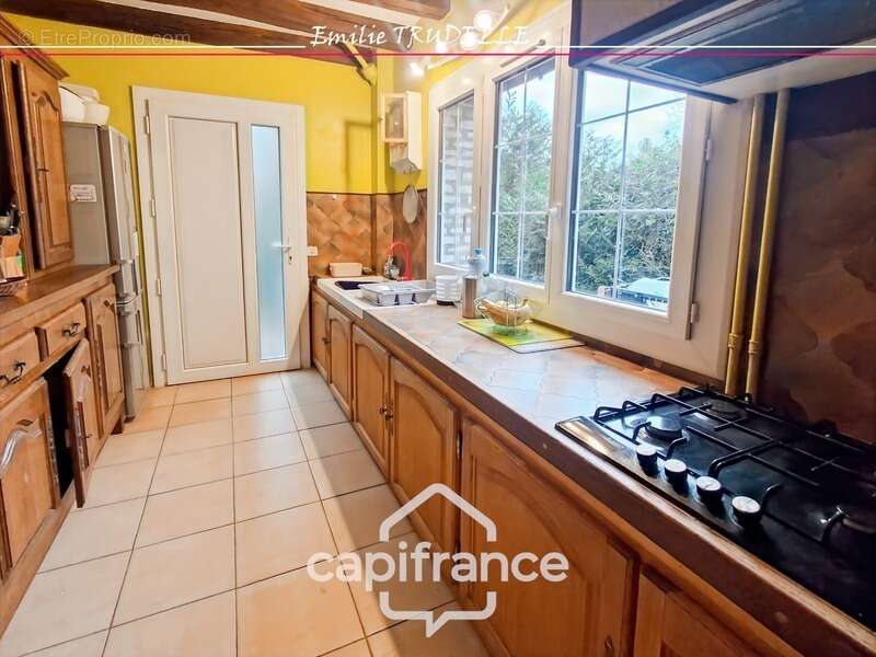 Maison à vendre 6 pièces 138m² TORCE EN VALLEE (72) - 3/4 chambres + appartement, Etang, bassin sur parc paysagé de 8500m² - photo 11