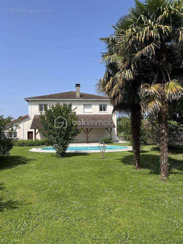 Maison à GELOS