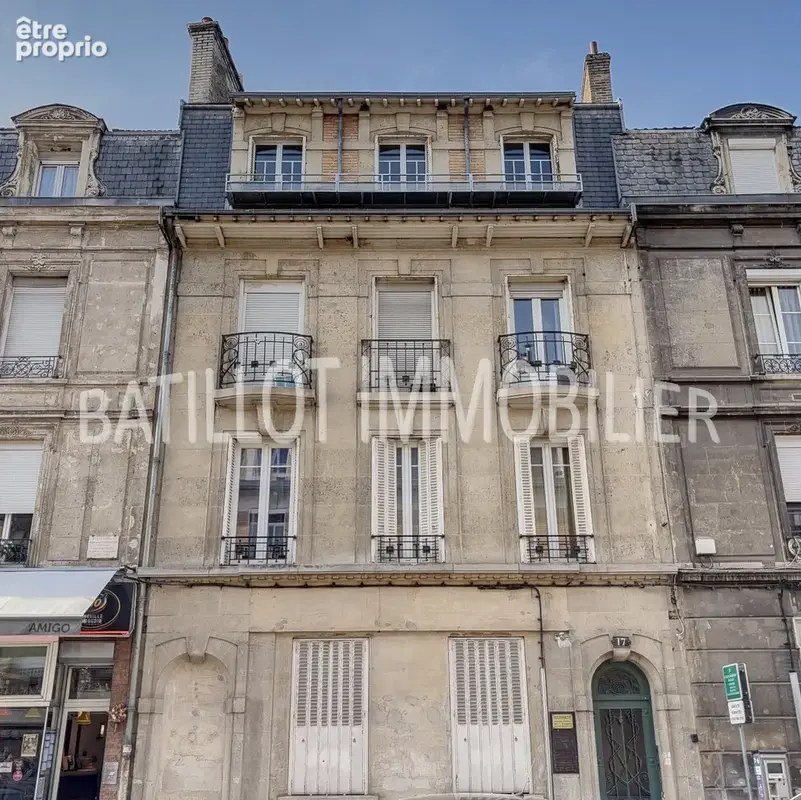 Reims, secteur St Thomas, bel appartement ancien, 2 chambres et très belle pièce de vie. - photo 10