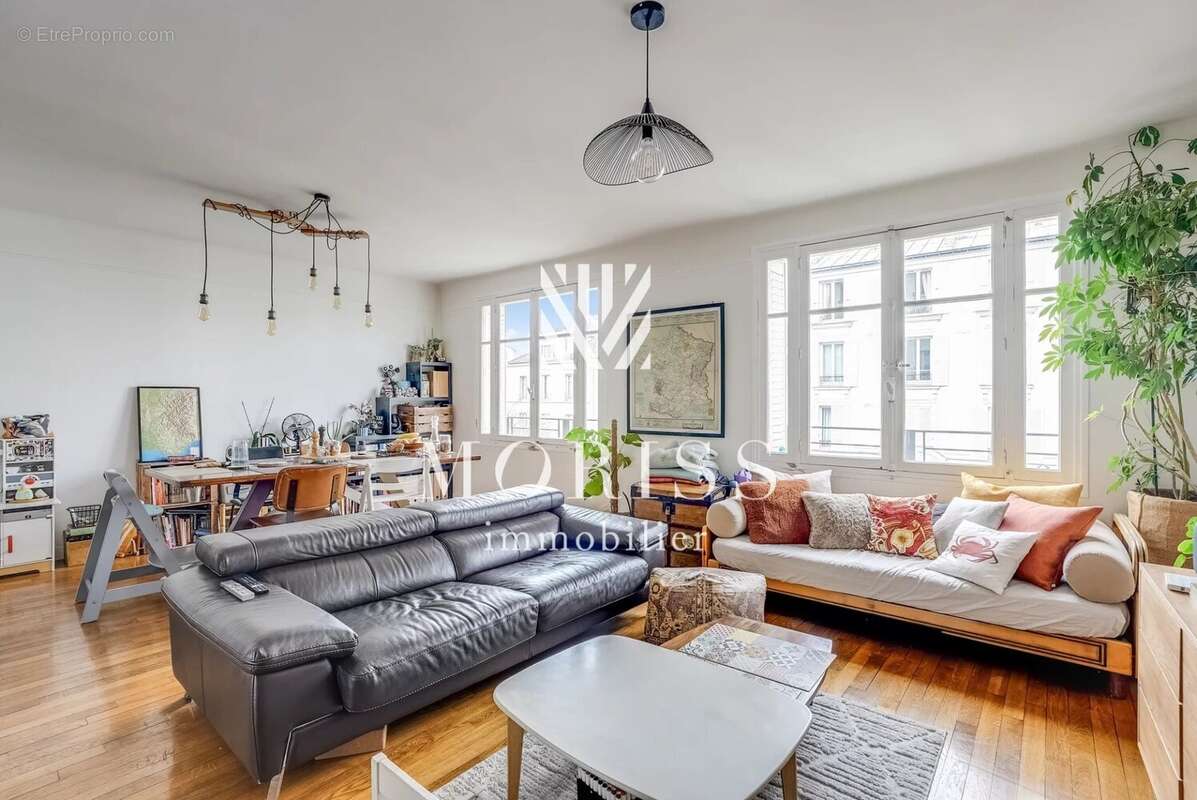 Appartement à CHARENTON-LE-PONT